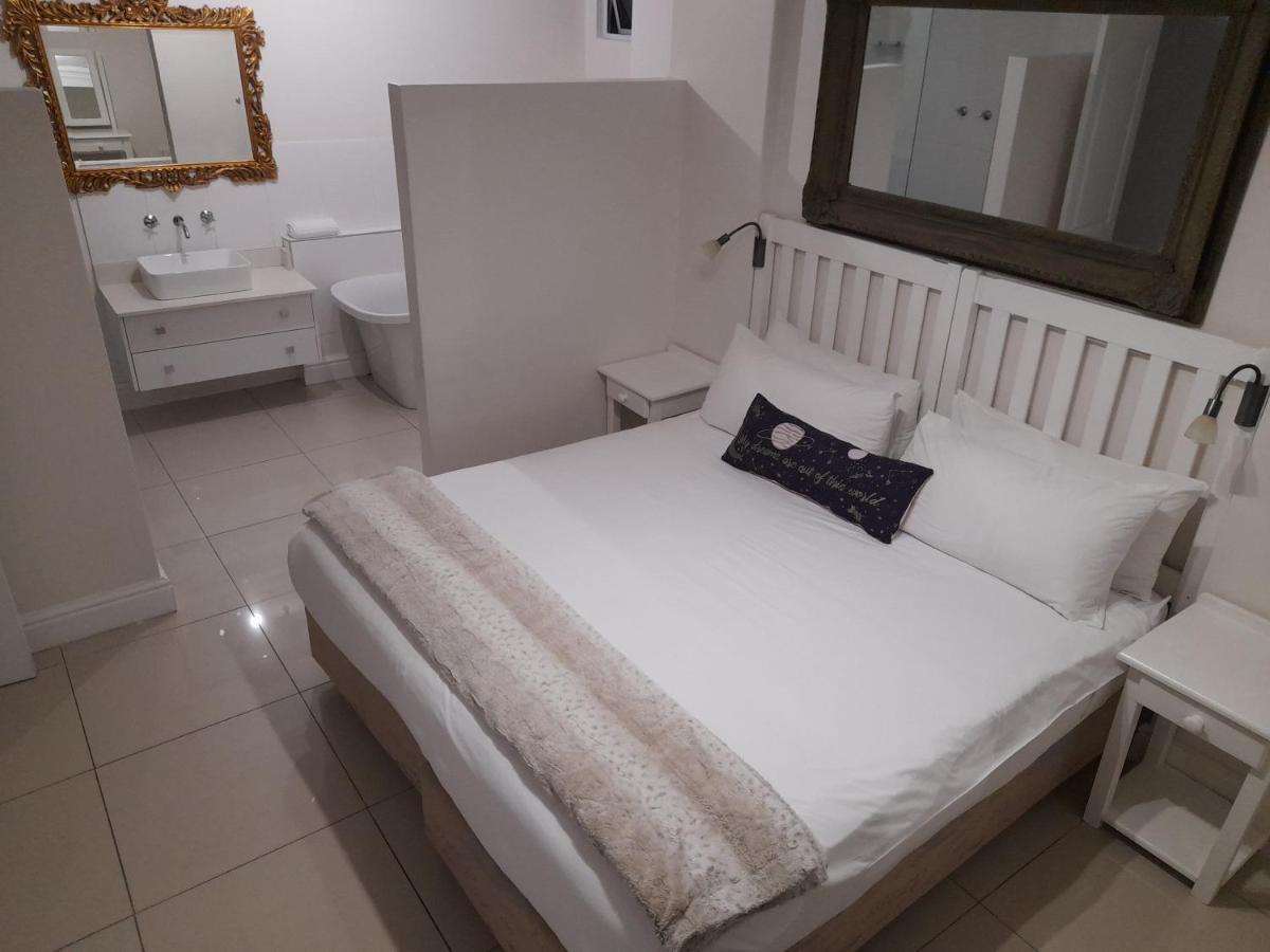Beach Club Self Catering Apartments Mossel Bay Exterior foto