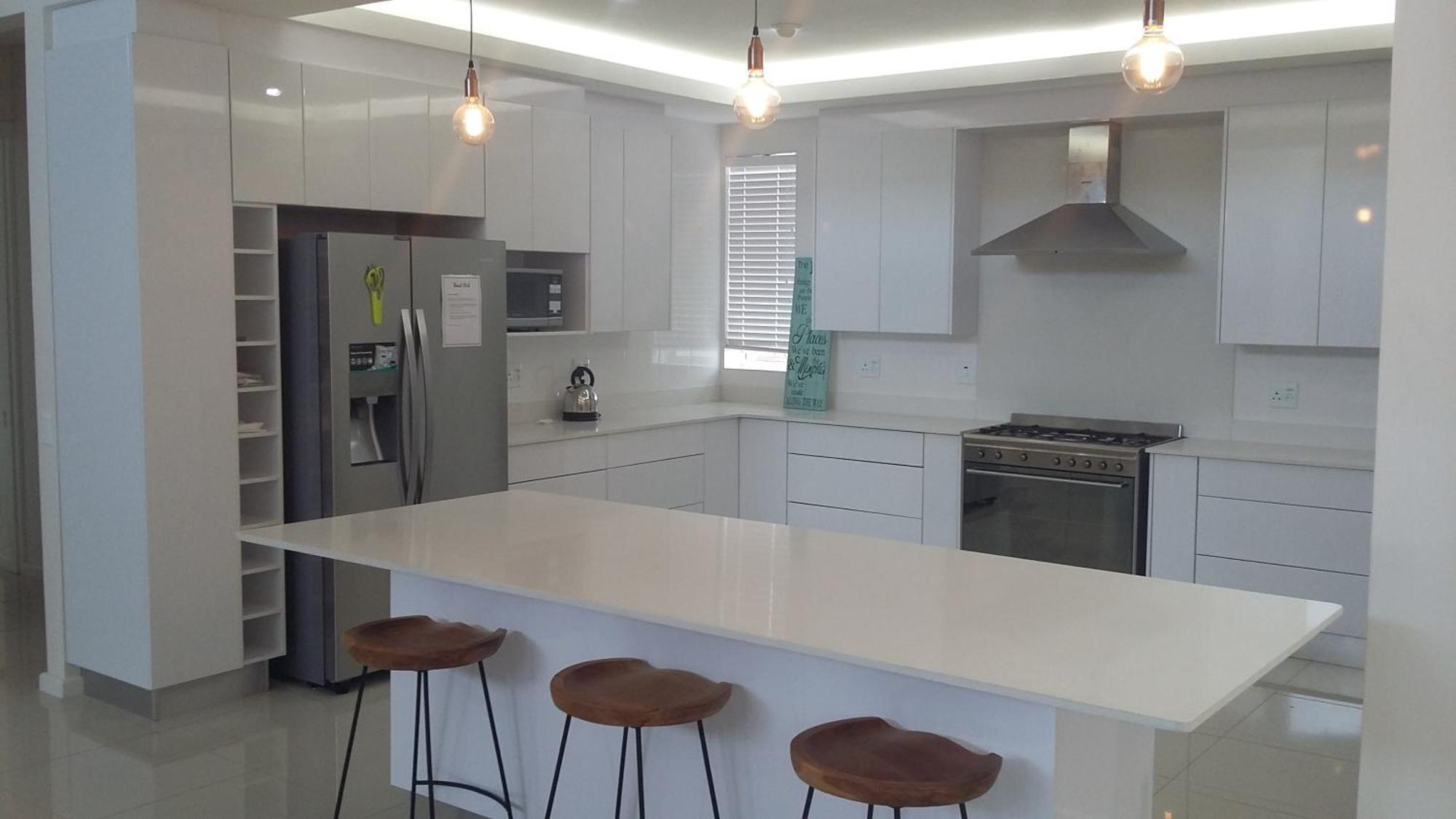 Beach Club Self Catering Apartments Mossel Bay Exterior foto