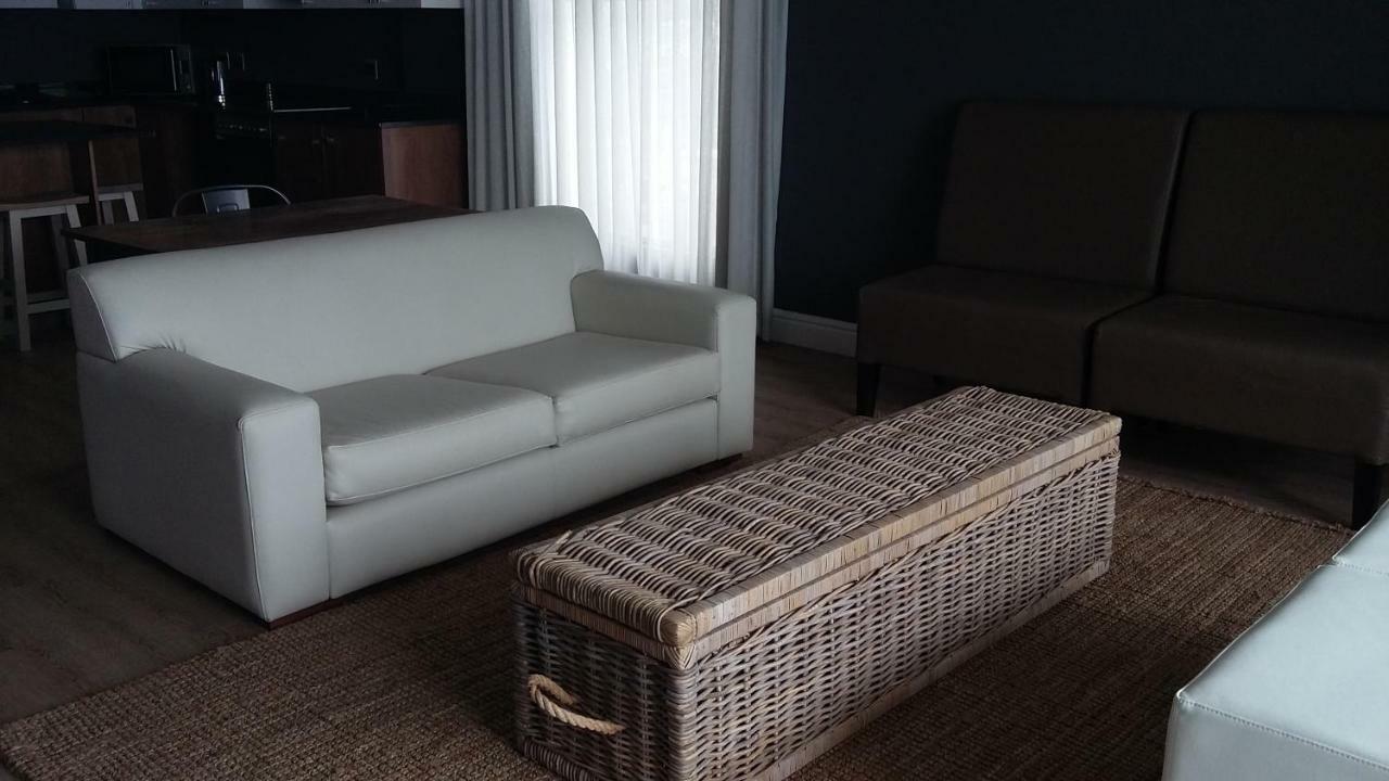 Beach Club Self Catering Apartments Mossel Bay Exterior foto