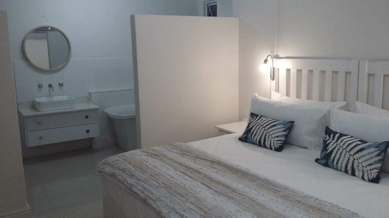 Beach Club Self Catering Apartments Mossel Bay Exterior foto