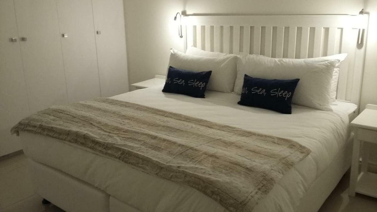Beach Club Self Catering Apartments Mossel Bay Exterior foto